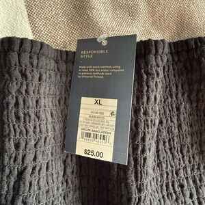 Universal Thread Black Strapless Dress